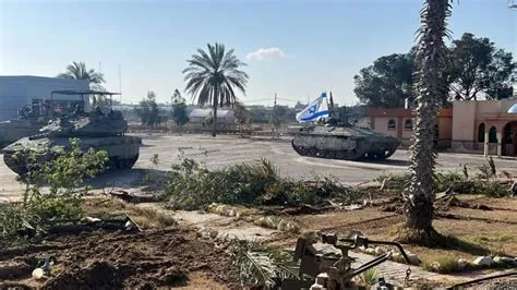 A Batalha de Rafah: Uma Sinfonia de Tanques e Tratoras na Fronteira do Sinai